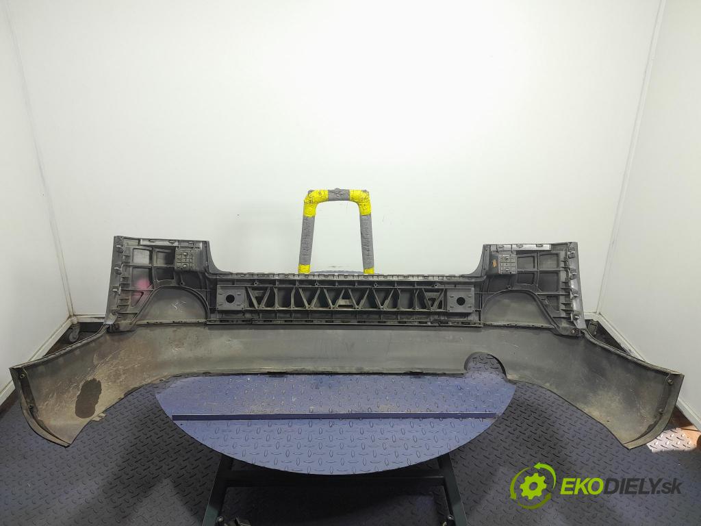 Audi A4 2002 nárazník zad 