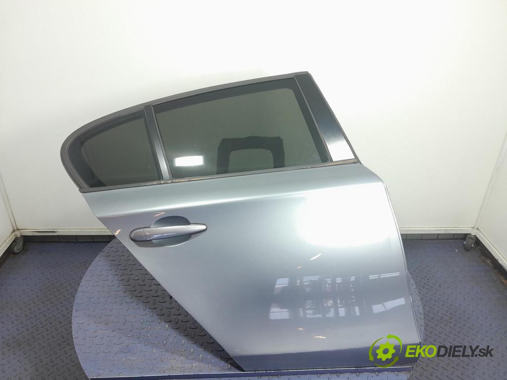 Bmw Seria 1 2004 dvere zad pravé