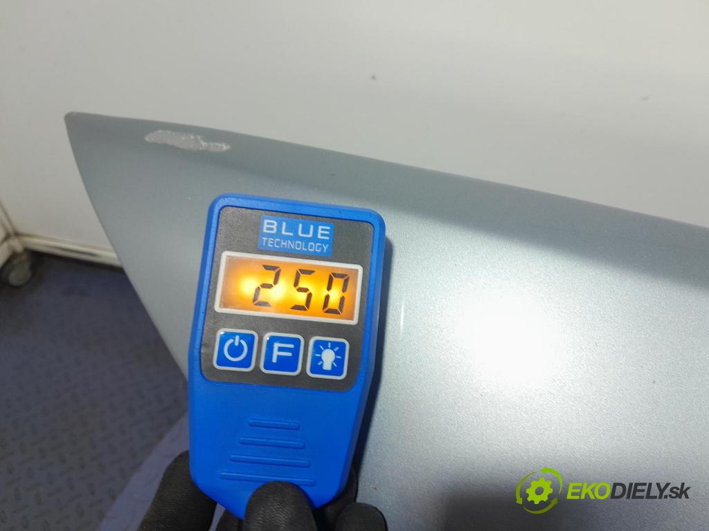 Bmw Seria 1 2004 blatník Predné Vľavo: