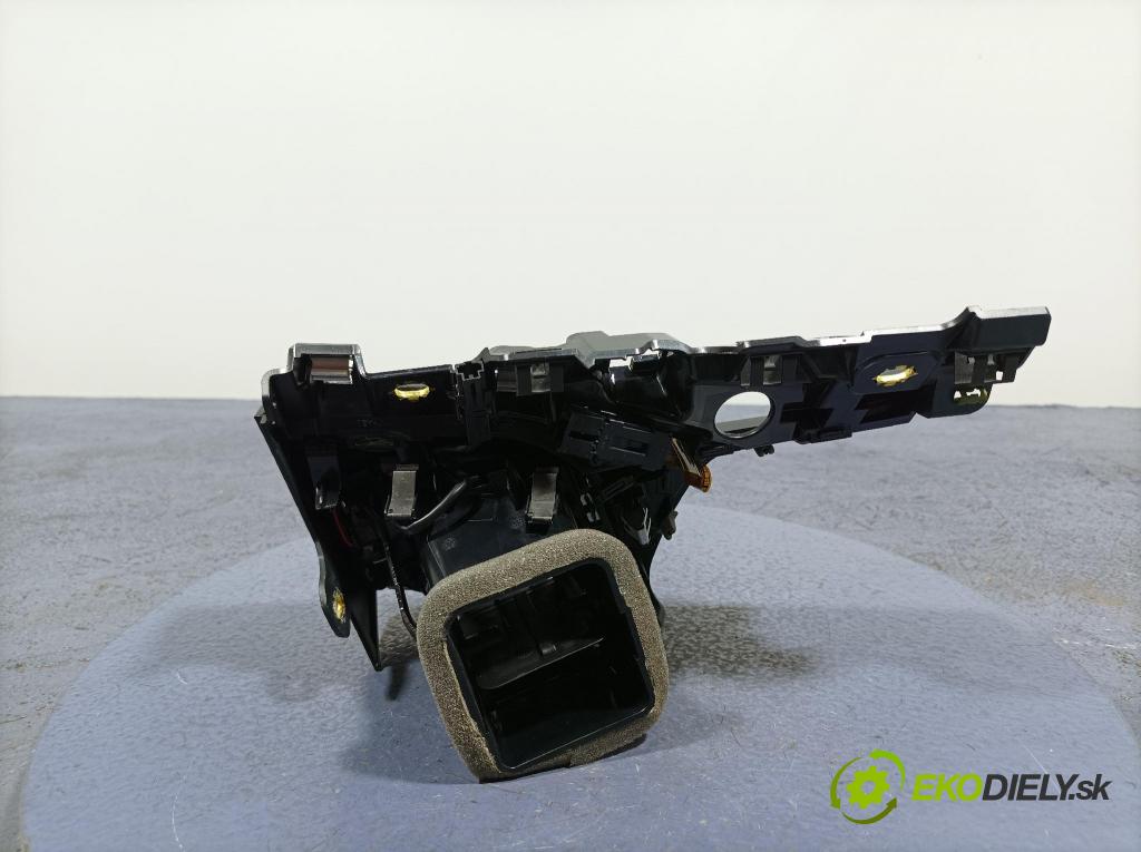 Audi Q5 2021 GRIDS: Prúd vzduchu: Vzduch: 80B820901G