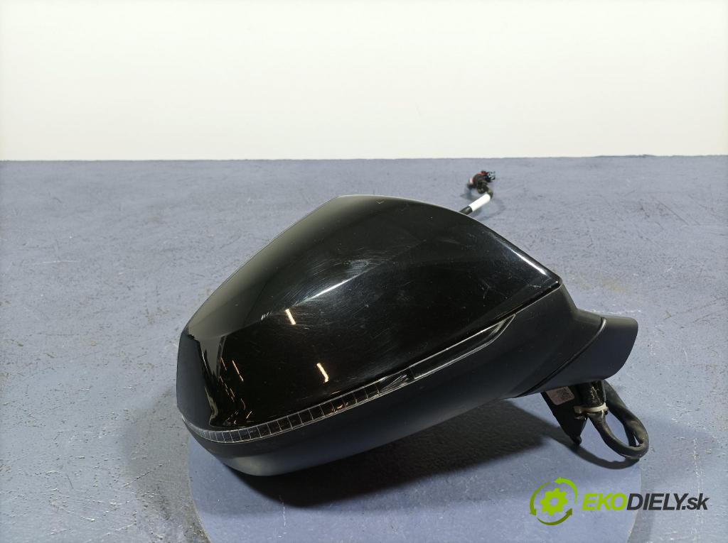 Audi Q5 2021 zrkadlo pravé