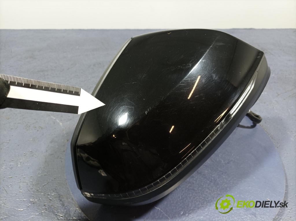 Audi Q5 2021 zrkadlo pravé