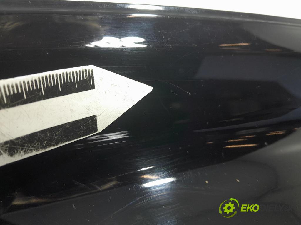 Ford Mustang 2019 zaslepka: zad JR3B-6343504-DL