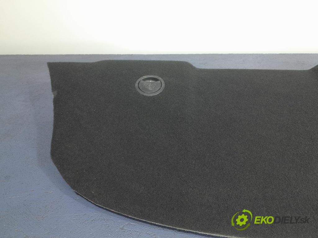 Ford Mustang 2019 kufra: JR3B-6346668-AE