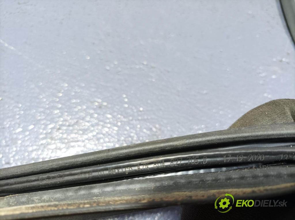 Audi Q5 2021 Těsnění: Kryty: kufra: 80A827705