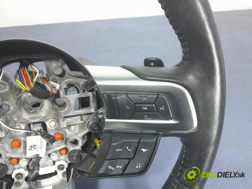 Ford Mustang 2019 volant JR33-C699D90-KB