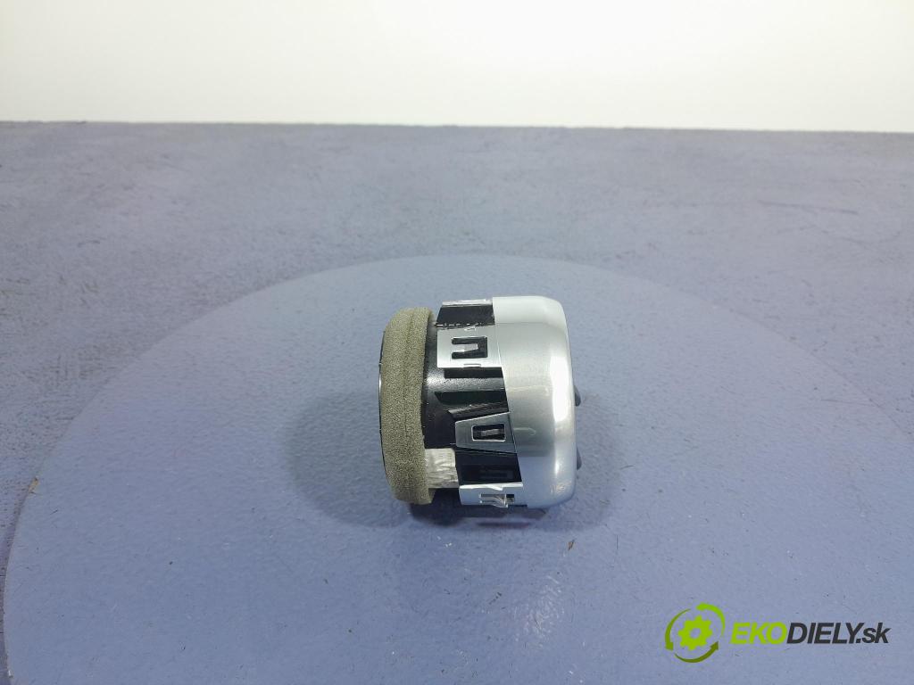 Ford Mustang 2019 GRIDS: Prúd vzduchu: Vzduch: FR3B-19C682-A