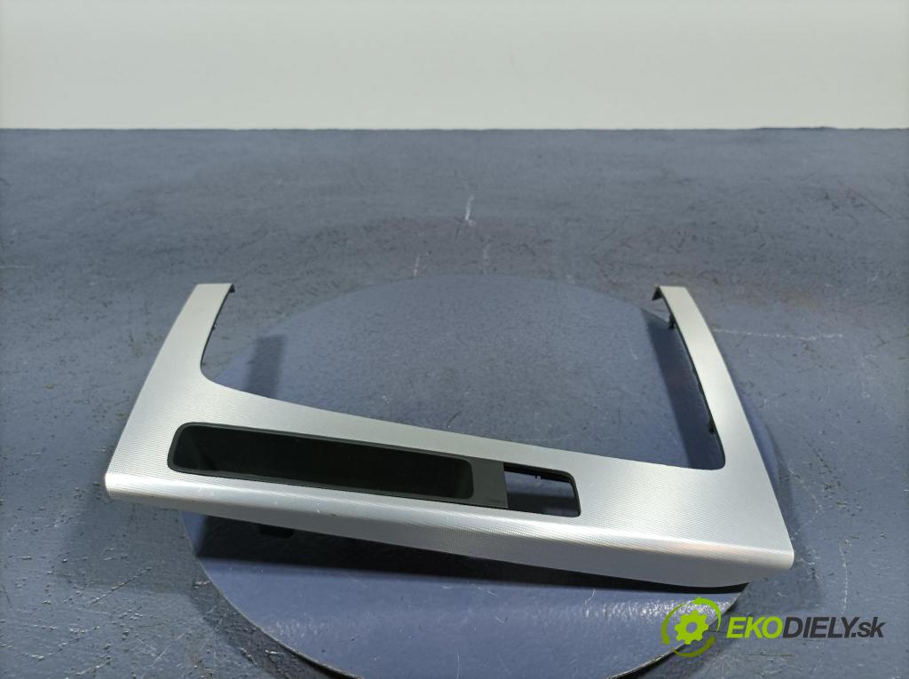 Audi Q5 2021 lišta Dekoratívne: 80B863969