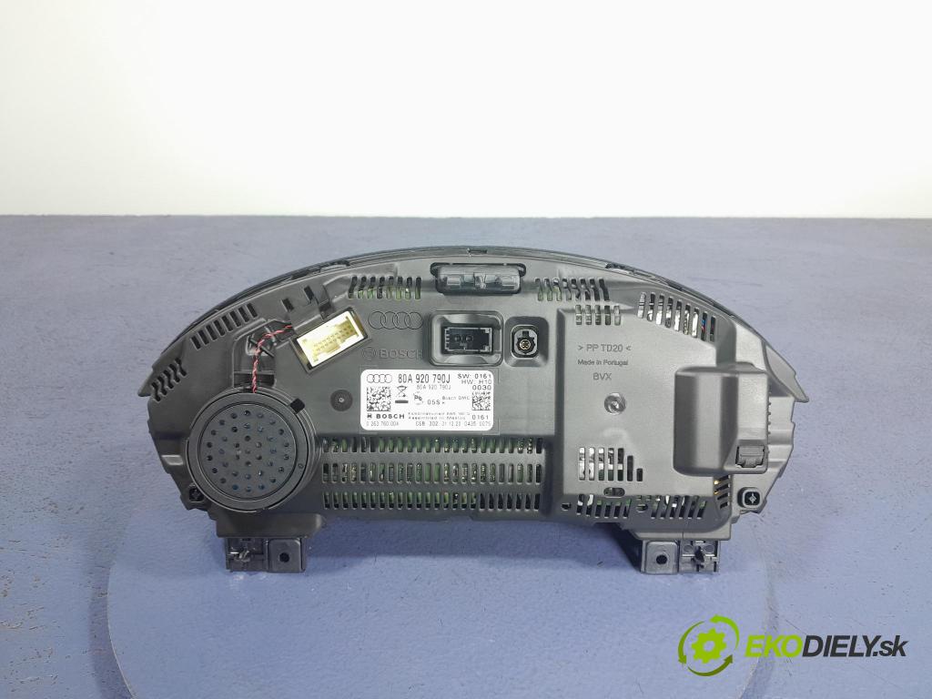Audi Q5 2021 prístrojovka/ budíky 80A920790J