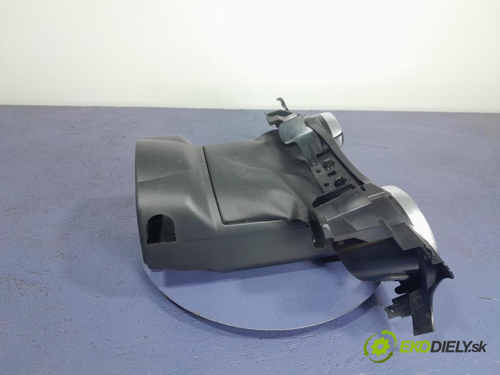 Ford Mustang 2019 kryt Plast: Interiéry: KR3V-63044D70-D