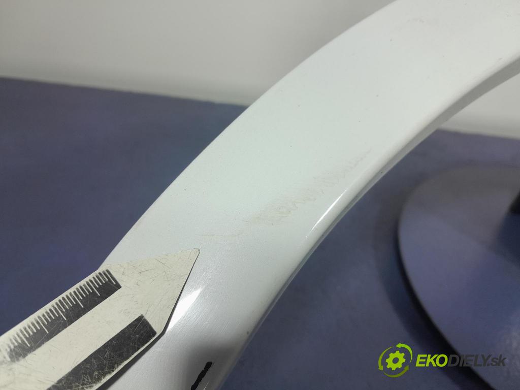 Audi Q5 2021 blatnik Zad: v pravo: 80A853818A