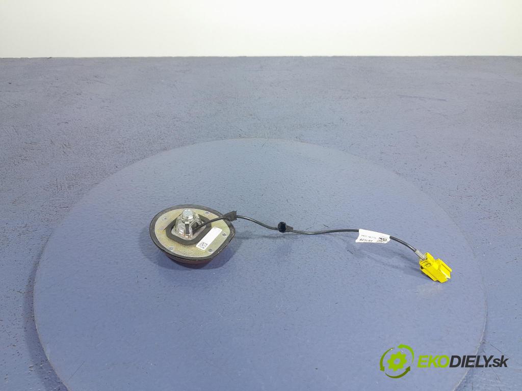 Ford Mustang 2019 Antena HR3T-19C175-AC