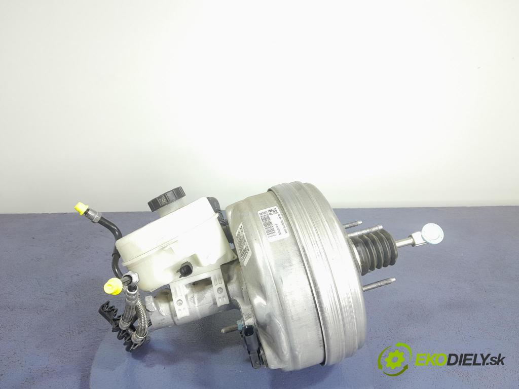 Ford Mustang 2019 servo Brzdní: JR3C-2B195-JC