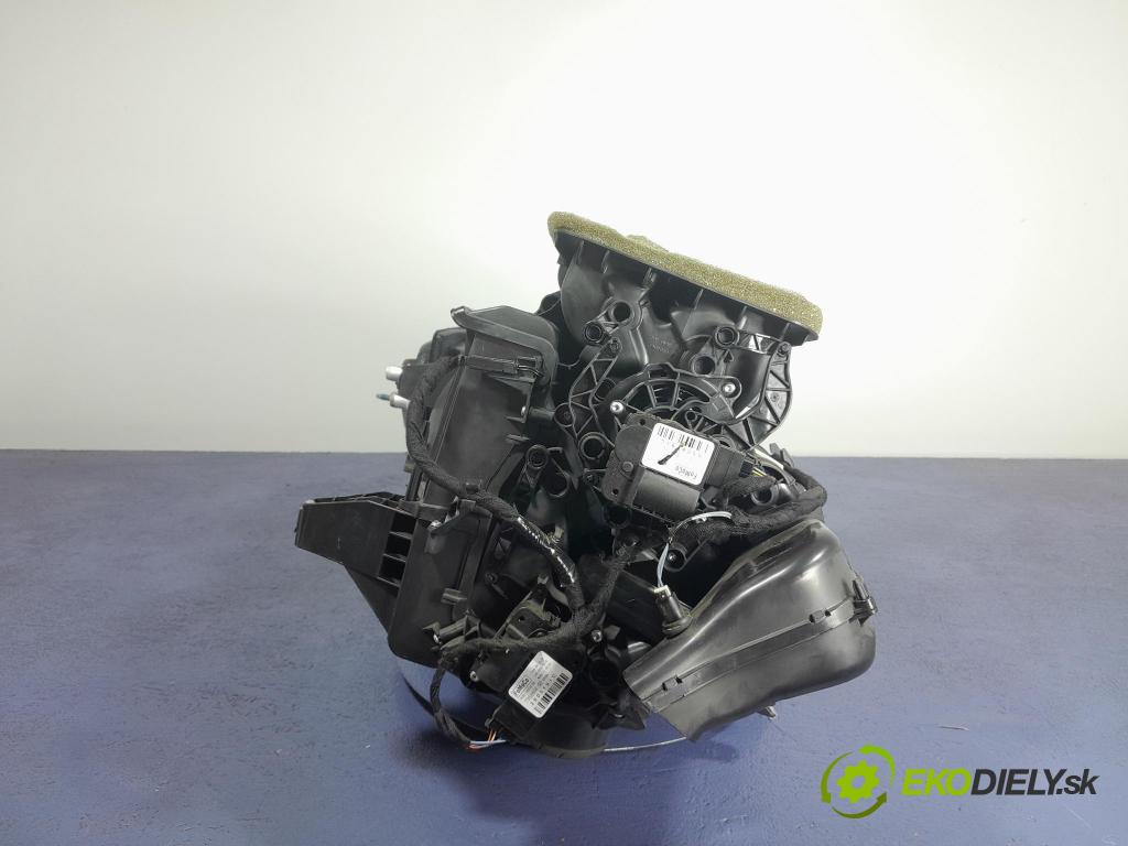 Ford Mustang 2019 radiátor FR3B-19B555