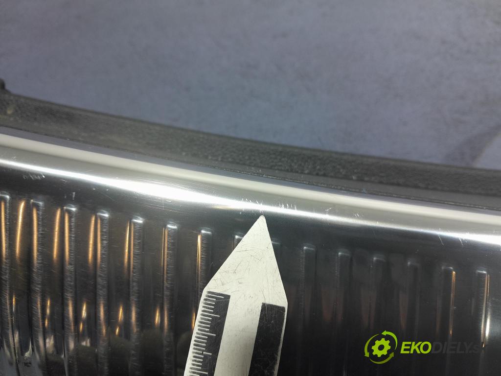 Audi Q5 2021 kryt Plast: Interiéry: 80A864483E