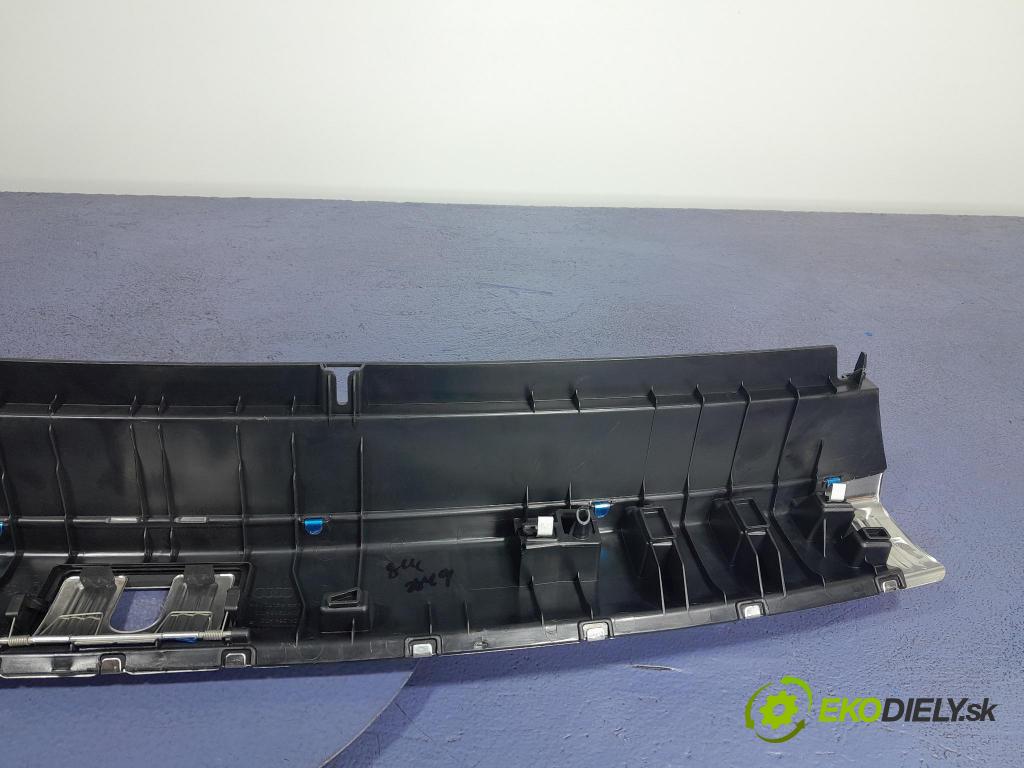 Audi Q5 2021 kryt Plast: Interiéry: 80A864483E