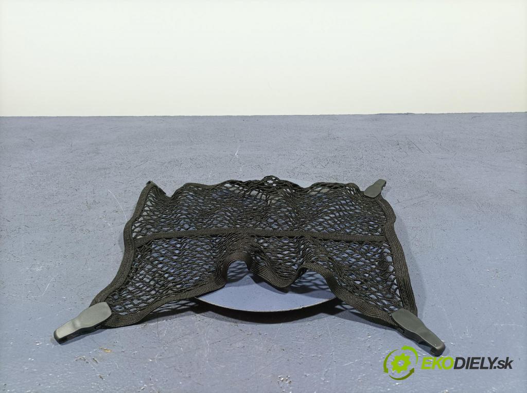 Audi Q5 2021 sietka 80A8618699B9