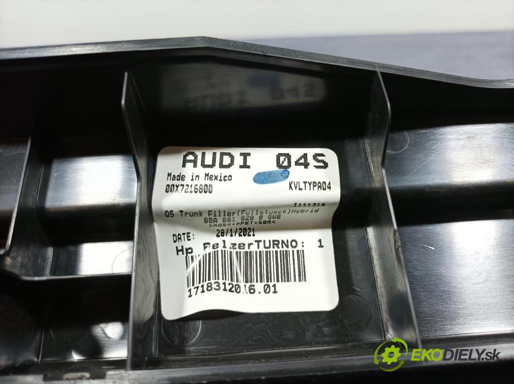 Audi Q5 2021 kryt Plast: Interiéry: 80A861828B