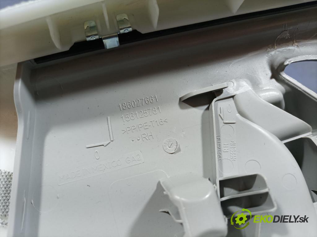 Audi Q5 2021 kryt Plast: Interiéry: 80A867244B