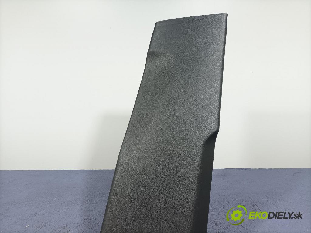 Audi Q5 2021 kryt Plast: Interiéry: 80A867240A
