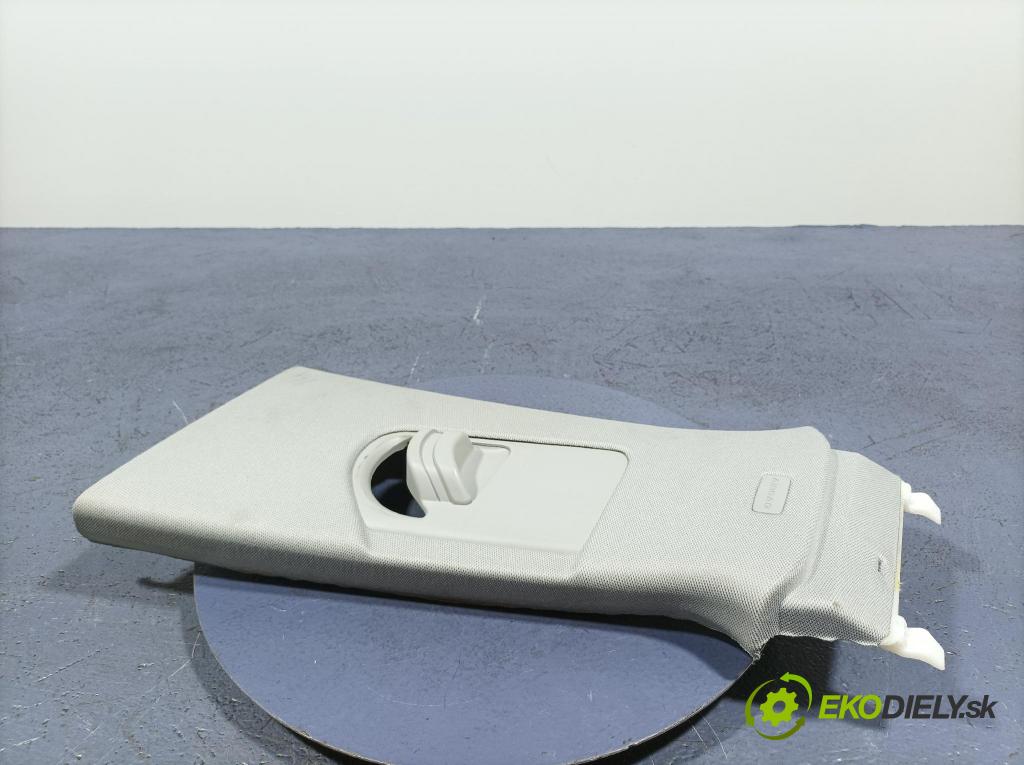 Audi Q5 2021 kryt Plast: Interiéry: 80A867243B