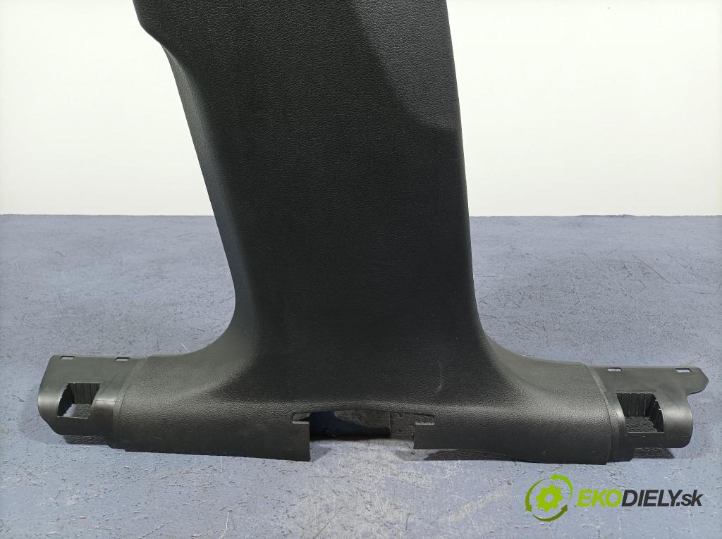 Audi Q5 2021 kryt Plast: Interiéry: 80A867239A