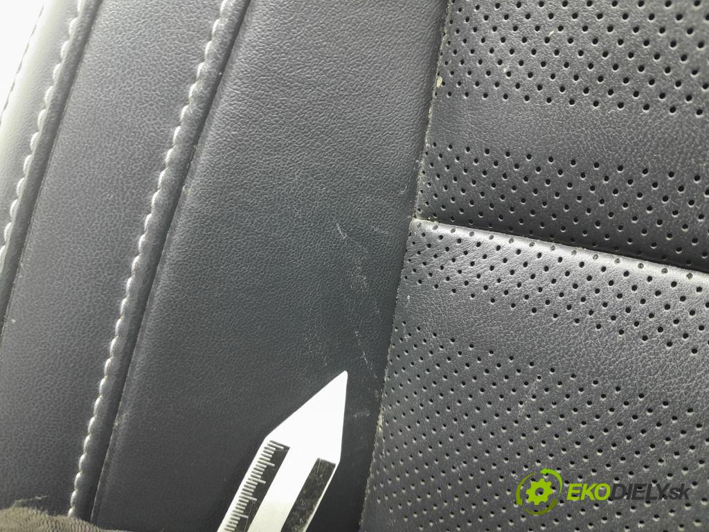 Ford Mustang 2019 Sedačka Ovládače: