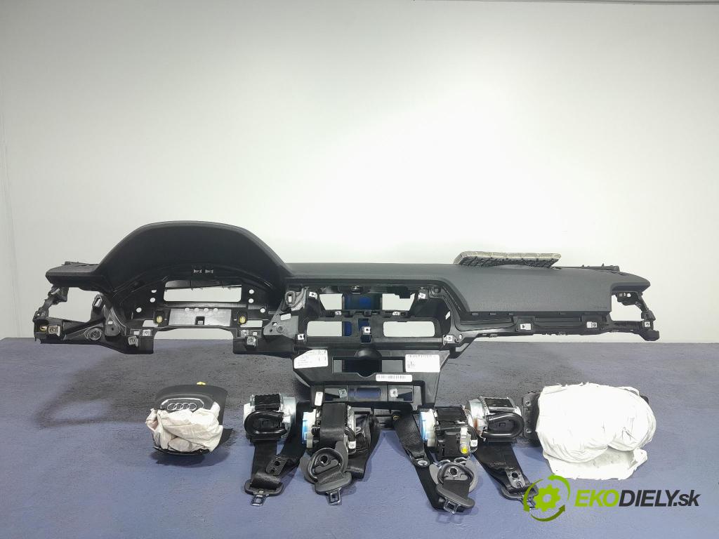 Audi Q5 2021 kokpit,pristrojová doska