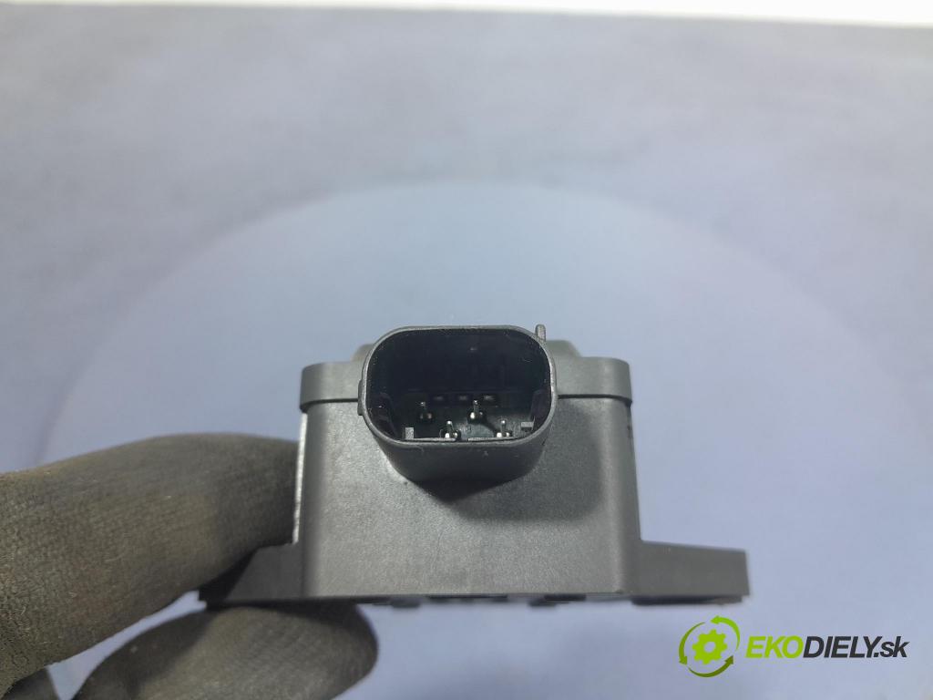 Toyota Avensis 2007 snímač ESP 89183-02020