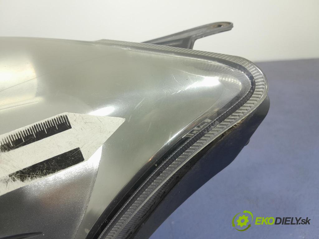 Toyota Avensis 2007 světlo Levý: 20-B738