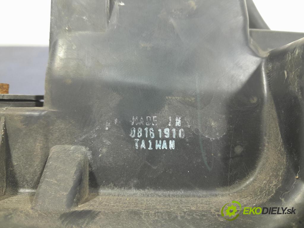 Toyota Avensis 2007 světlo v pravo: 20-B737