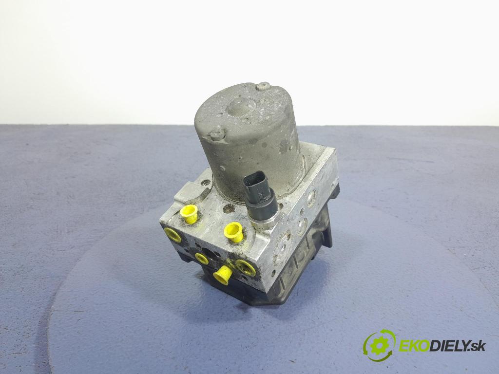 Toyota Avensis 2007 čerpadlo ABS x 44540-05050