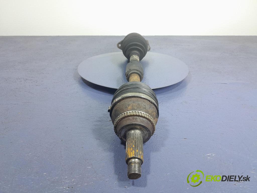 Toyota Avensis 2007 poloos Práva: před 4341005320