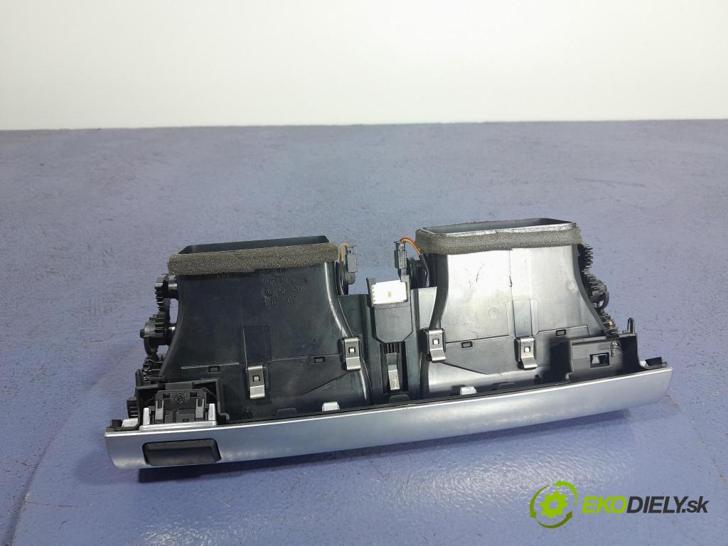 Bmw X5 2008 GRIDS: Prúd vzduchu: Vzduch: 7161801
