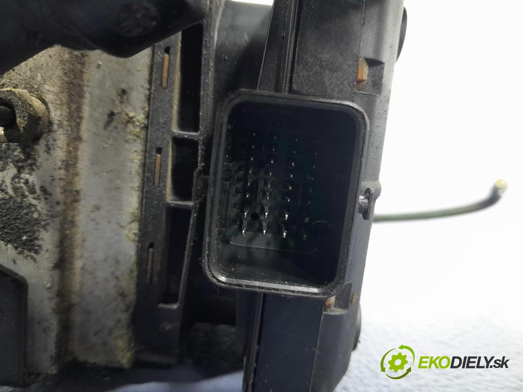 Citroen C5 2005 čerpadlo Hydraulicky: 9636713880