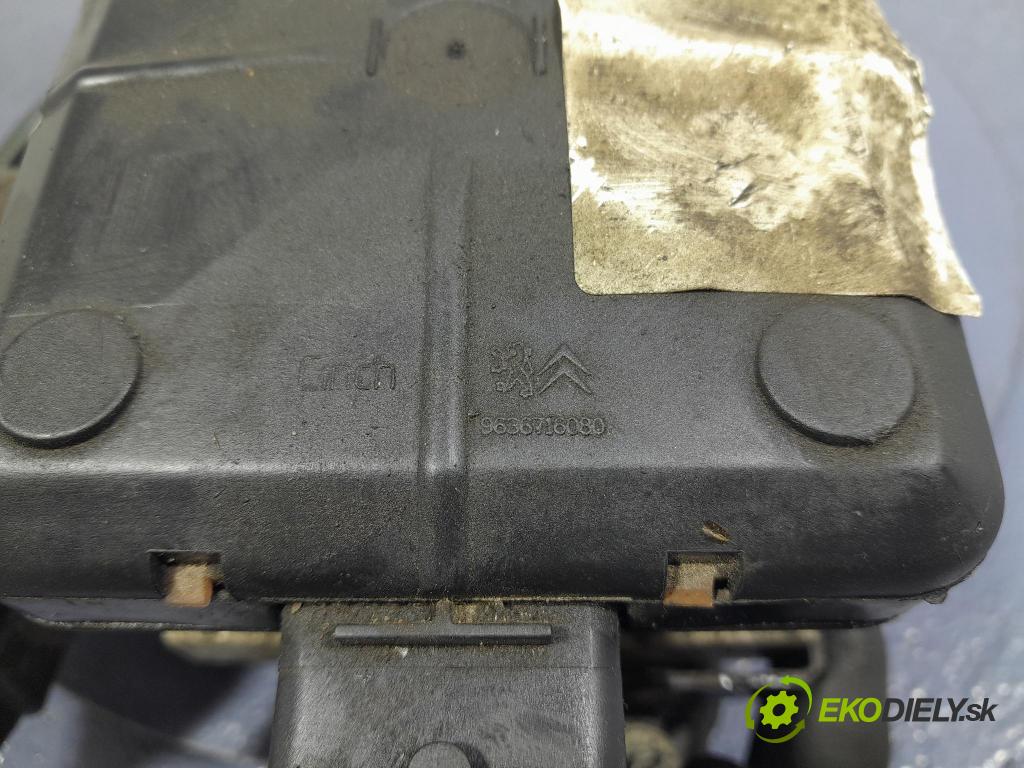 Citroen C5 2005 čerpadlo Hydraulicky: 9636713880