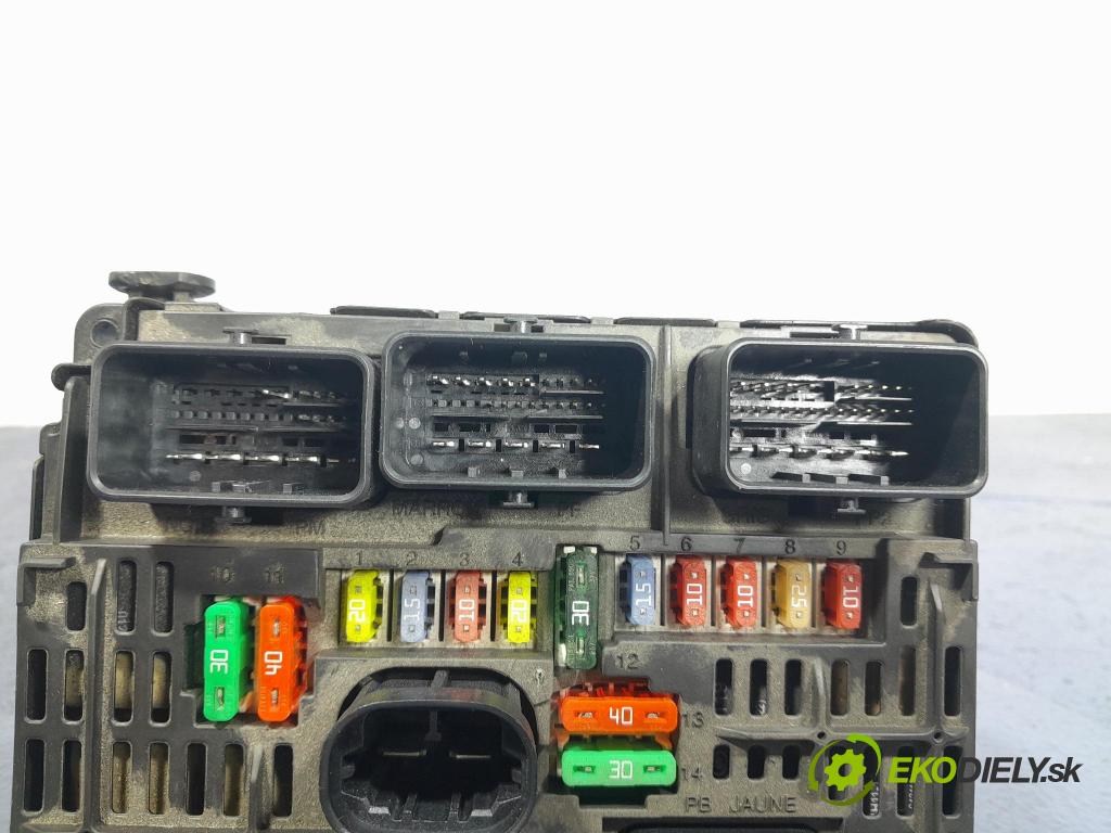 Citroen C5 2005 skrinka Poistky: BSM-L04-00