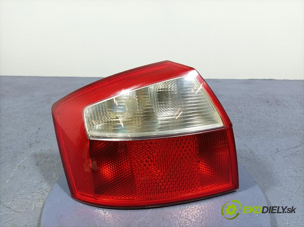 Audi A4 2002 světlo Zad: levá Mimo: 8E0945095C