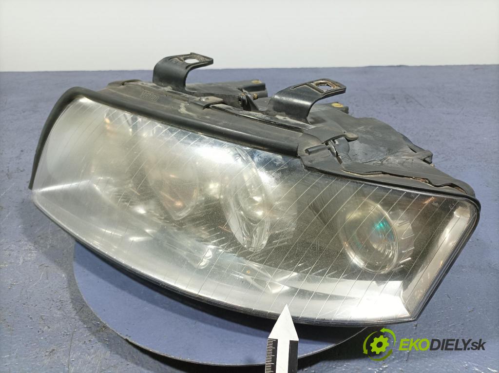 Audi A4 2002 Reflektor: Vľavo: