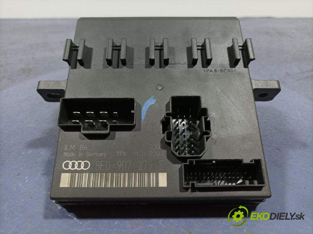 Audi A4 2002 riadiaca jednotka svetiel 8E0907279E