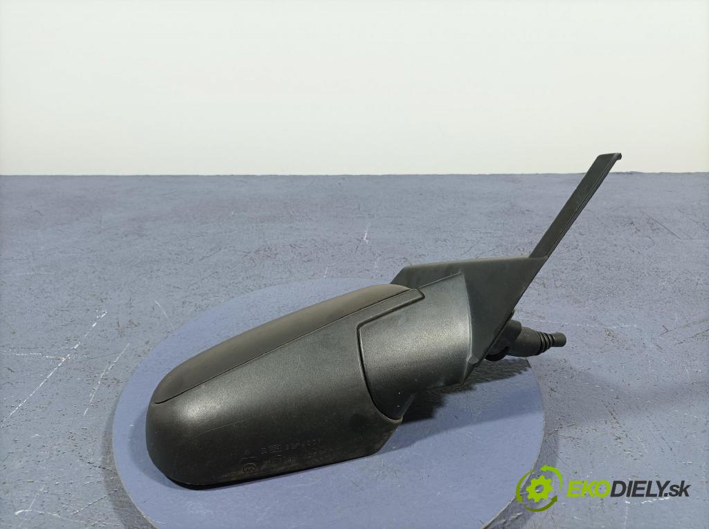 Mitsubishi Colt 2005 zpětné zrcátko prave 232636030