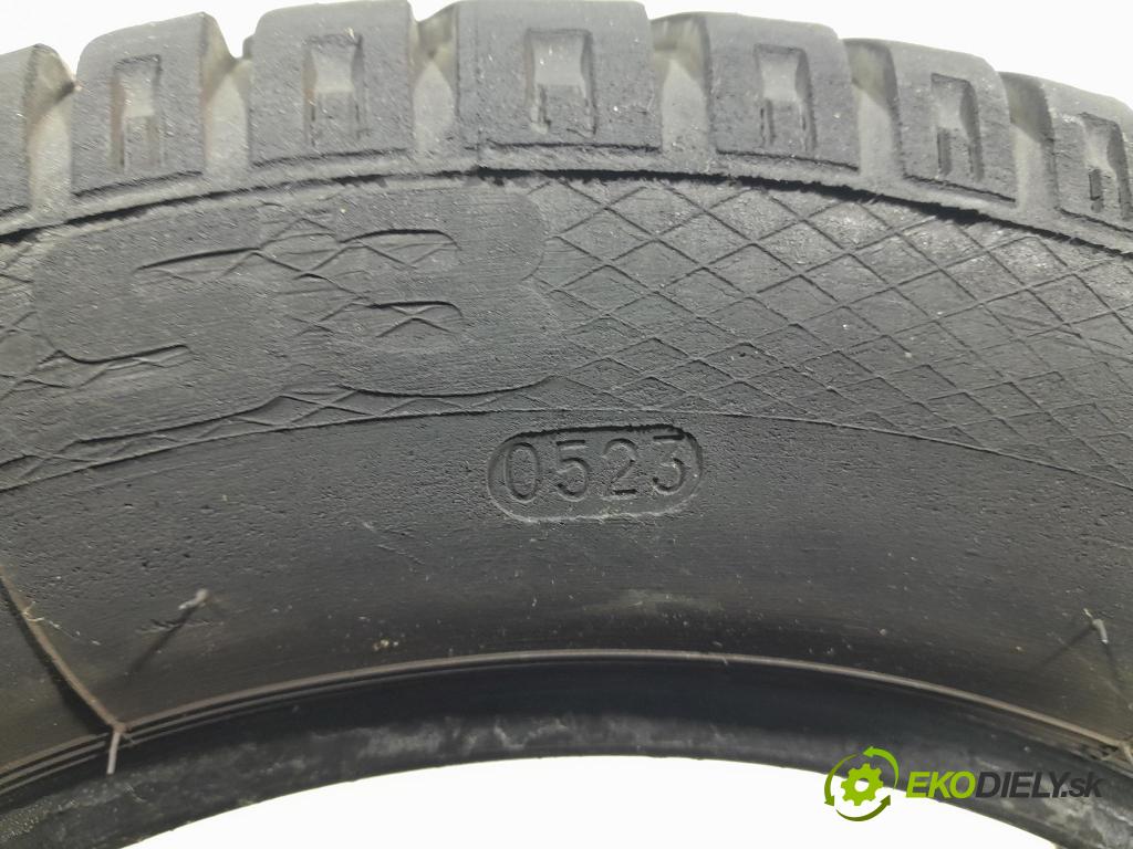 Ford Fusion 2004 pneumatika ZIMA: