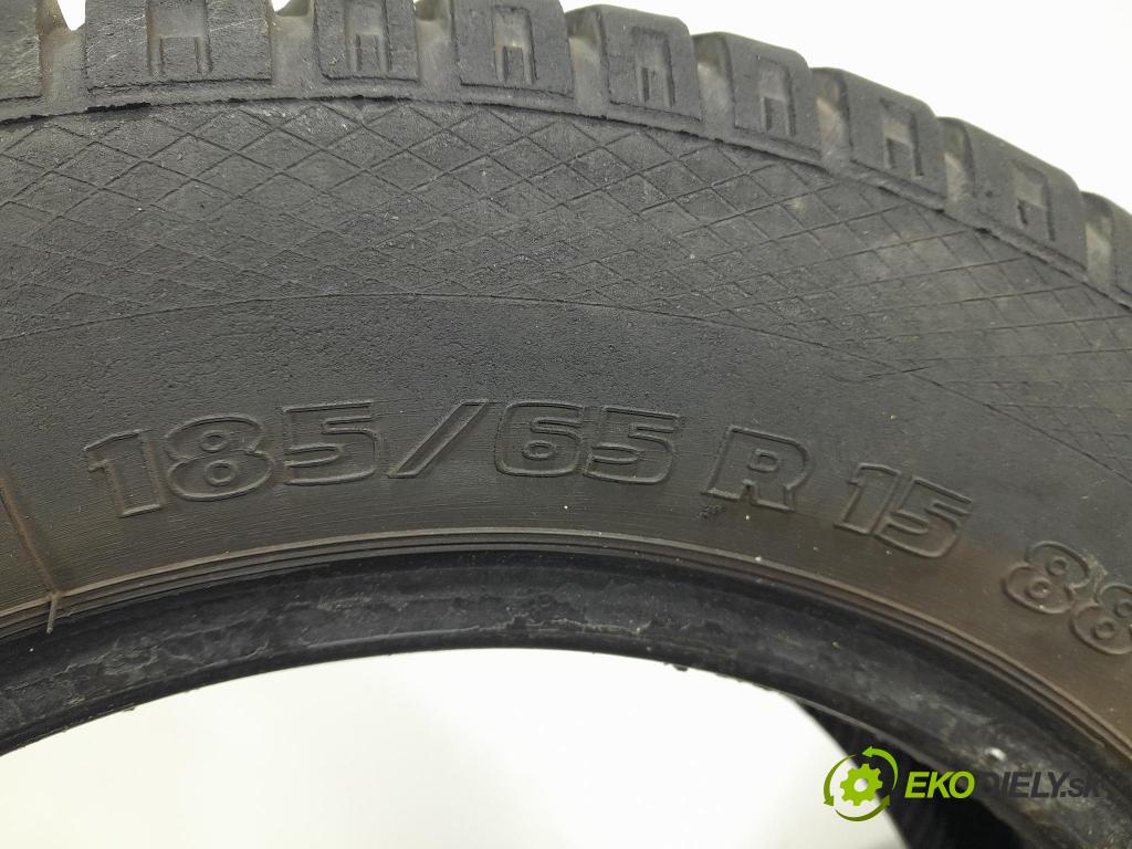 Ford Fusion 2004 pneumatika ZIMA: