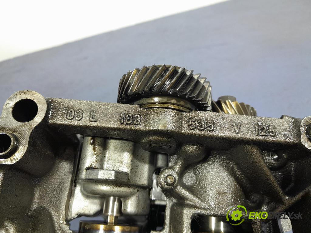 Audi A6 0 čerpadlo oleja 03L103537