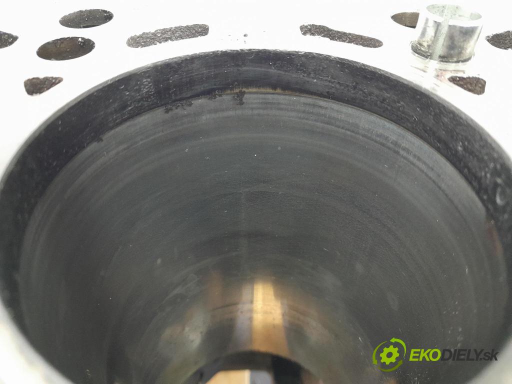 Audi A6 0 Blok Motor: 03L021CJ