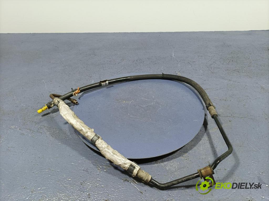 Ford Fusion 2004 rúrka Asistencia: 2S6C3A713CK