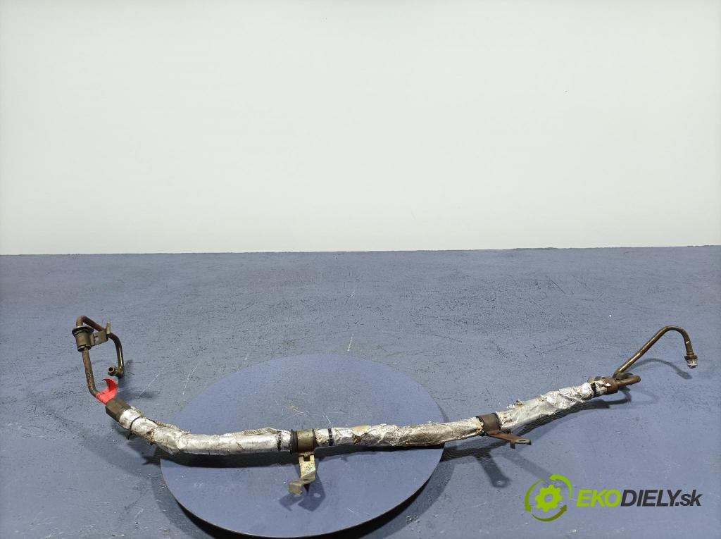 Ford Fusion 2004 rúrka Asistencia: 4S6C3A719AB