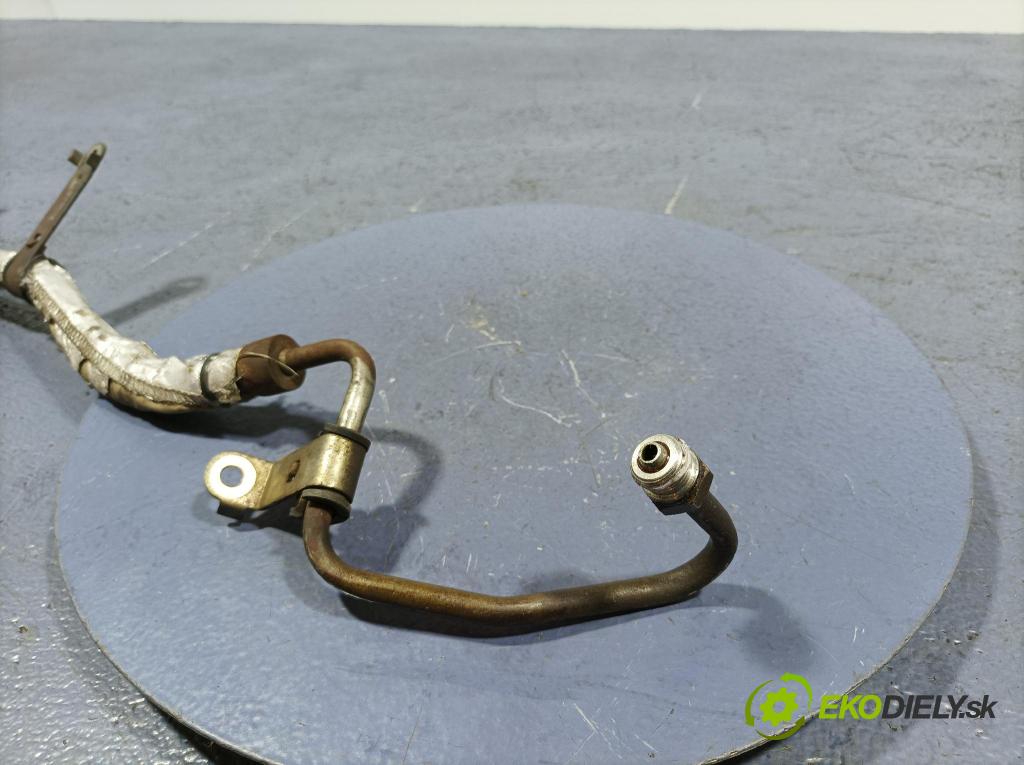 Ford Fusion 2004 rúrka Asistencia: 4S6C3A719AB