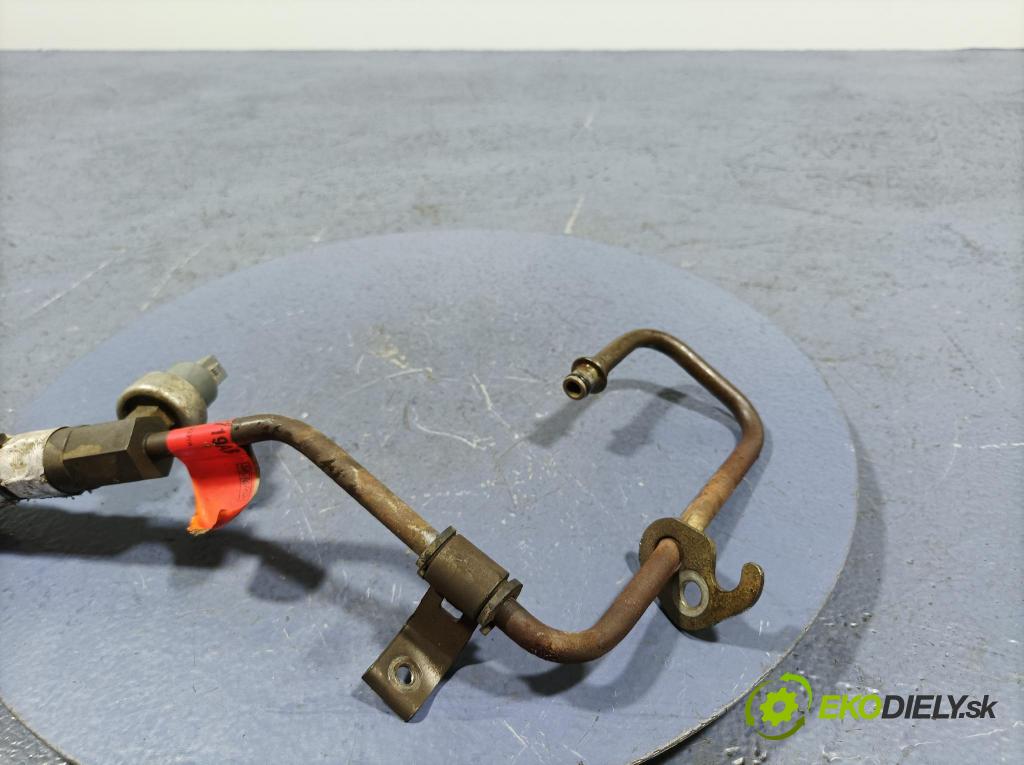 Ford Fusion 2004 rúrka Asistencia: 4S6C3A719AB