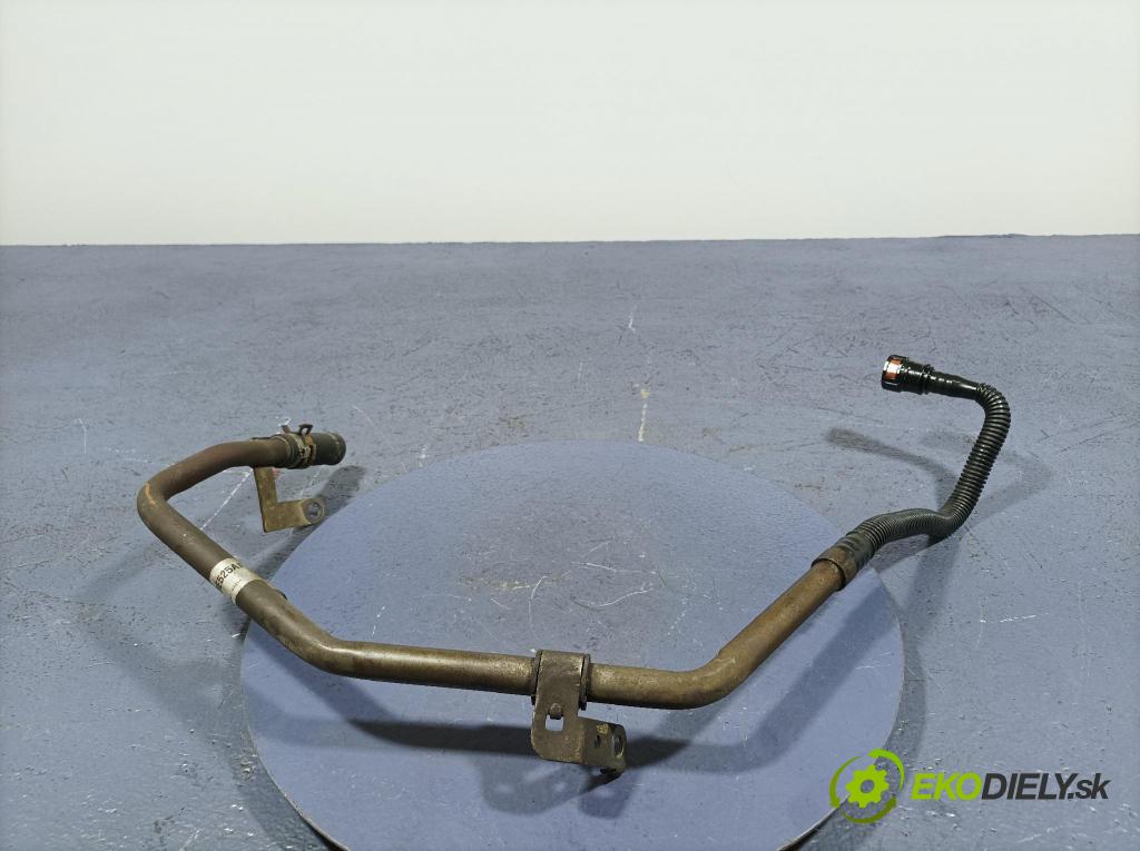 Ford Fusion 2004 rúrka Asistencia: 2S6C3E525AF
